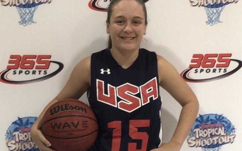 Lindsay Moore in USA Jersey