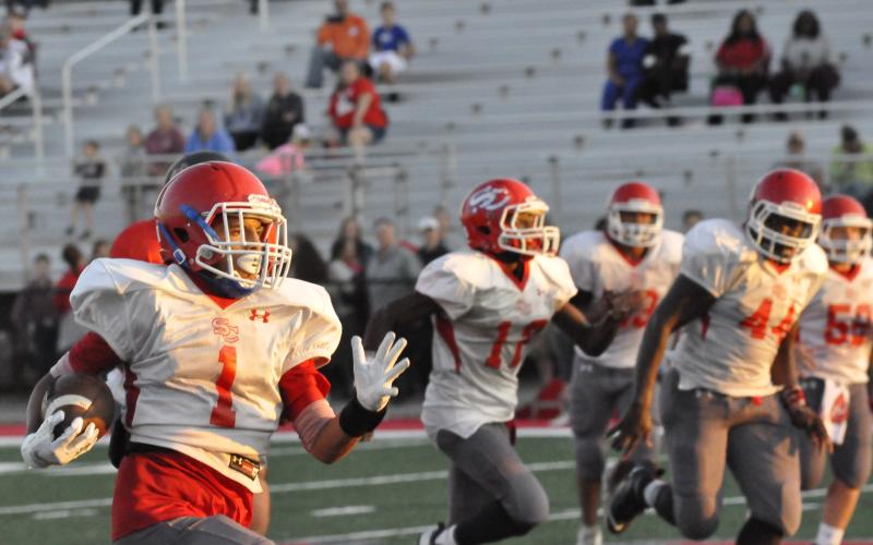 Jasec Smith returning an interception