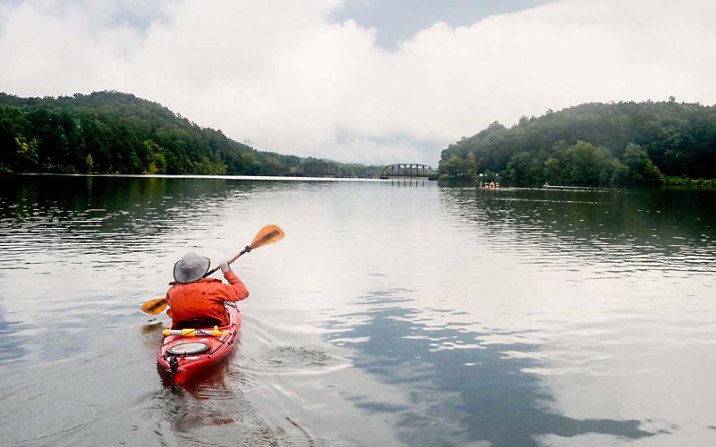A participant in the Hidden Gems event on the Tugaloo River Water Trail heads toward Broken Bridges.