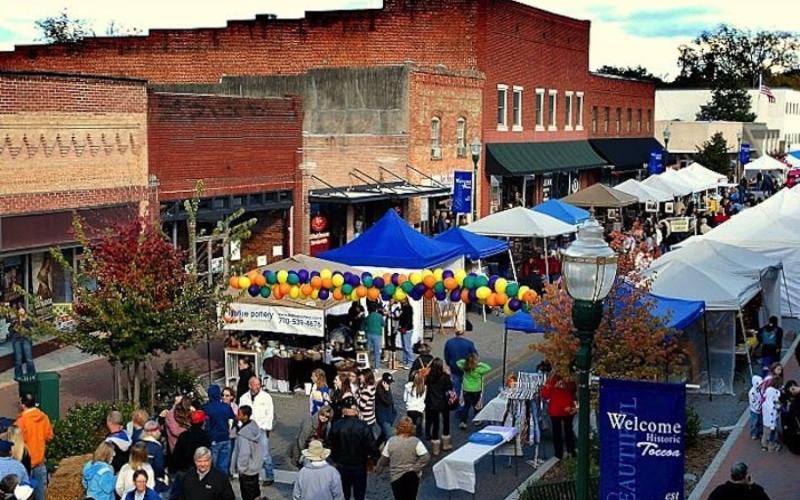 As in years past, large crowds are expected for this weekend’s Toccoa Harvest Festival. More than 150 vendors will have items on display.