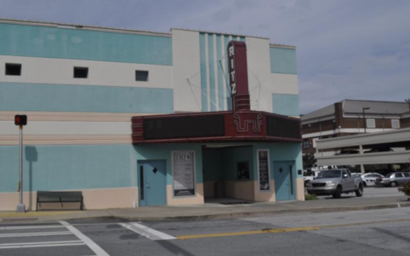 Toccoa city commissioners were split 3-2 on a project at the Ritz Theatre to locate a potential stream underneath the building.