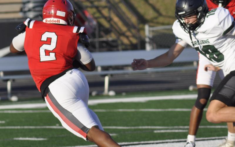Jasaiah Wiley makes a move during the spring game.