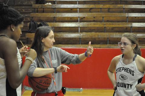 Laura Baker during practice 