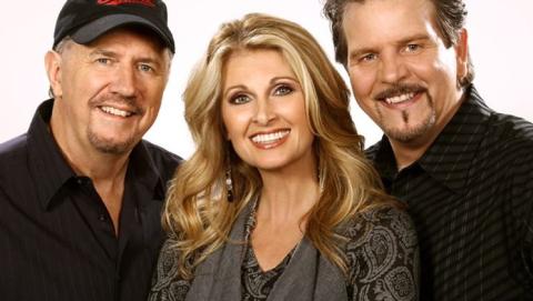 Grammy-winning singer Linda Davis, along with Bill Whyte (left) and Davis’ husband Lang Scott (right) will perform in concert at the Ritz Theatre.