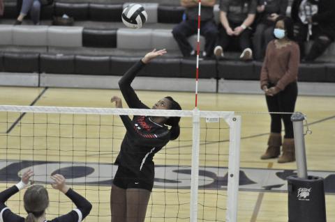 Ranajah Verdell goes up for a spike