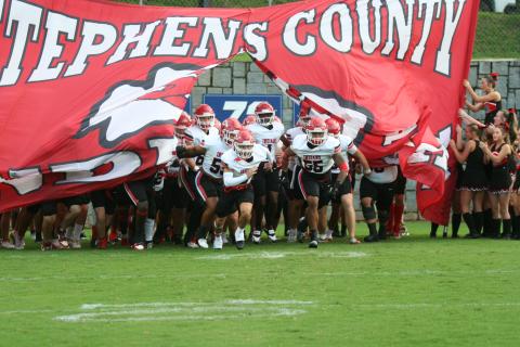 The Stephens County Indians football team captured their first win of the season on the road against Elbert on Friday, Aug. 22, 21-17. Laura Shaw/The Toccoa Record