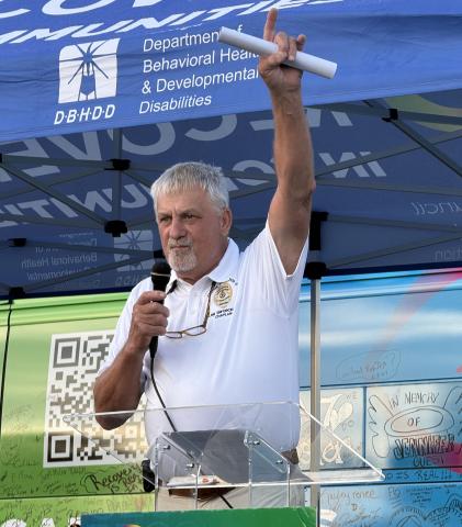 On Friday night, Sept. 19, the Georgia Recovers in Communities bus tour visited Stephens County and was parked at the Recreation Department. A festival was planned around it by Self Discovery 24, a local organization dedicated to helping those in recovery face addictions.