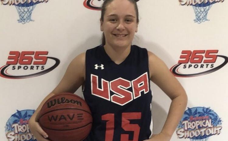Lindsay Moore in USA Jersey