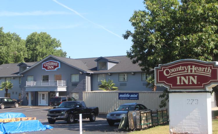 A hospitality report indiacted there are fewer than 200 overnight stay facilities in Stephens County and that more are needed. One in existence is the Country Hearth Inn off of N. Broad Street.