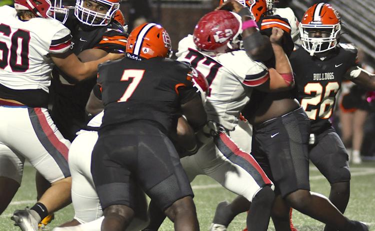 Stephens County High School got a new football coach this year in Thomas Flowers, who was the team’s defensive coach when former head coach Wes Tankersley was in charge. The gridiron gang performed well this fall, ending the season with a 6-6 record.
