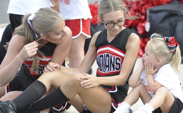 Taylor Beatty, Addie Snyder and Katelyn Snyder.