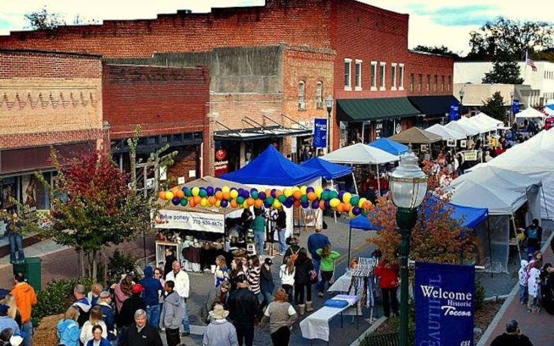 As in years past, large crowds are expected for this weekend’s Toccoa Harvest Festival. More than 150 vendors will have items on display.